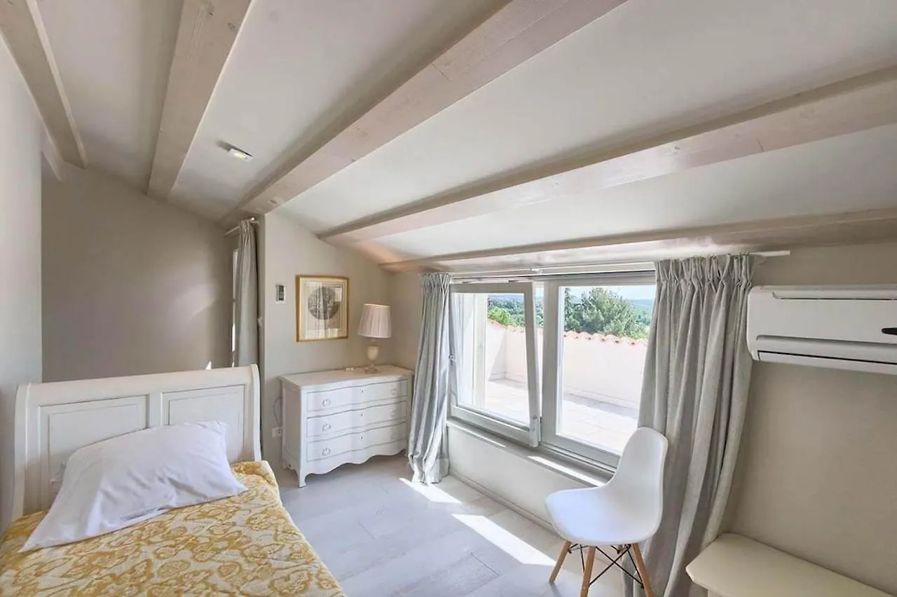 Family Villa Charlotta With Pool In Visnjan Radovani